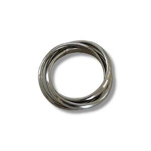 🦋 5/$25 - Silver Interlocked Wrap Ring by Urban Outfitters